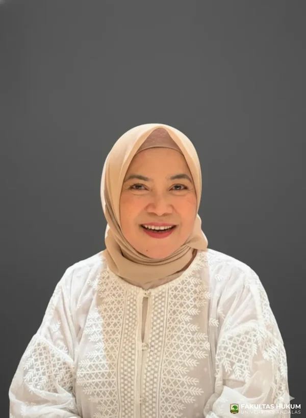 Helsi Yasin, S.H., M.Kn.